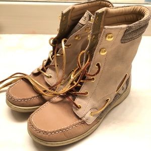 Sperry Topsider boots!!